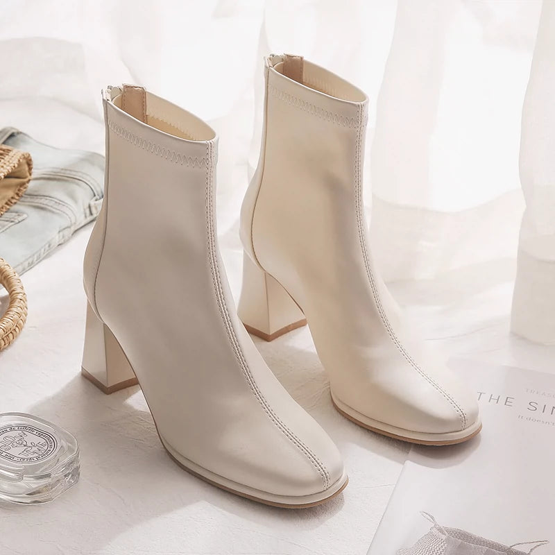 Fall/Winter 2023 plus Velvet White Thick Heel Thin Boots
