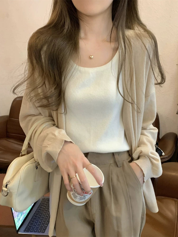 2023 New Loose Unique Long Sleeve Knitted Cardigan
